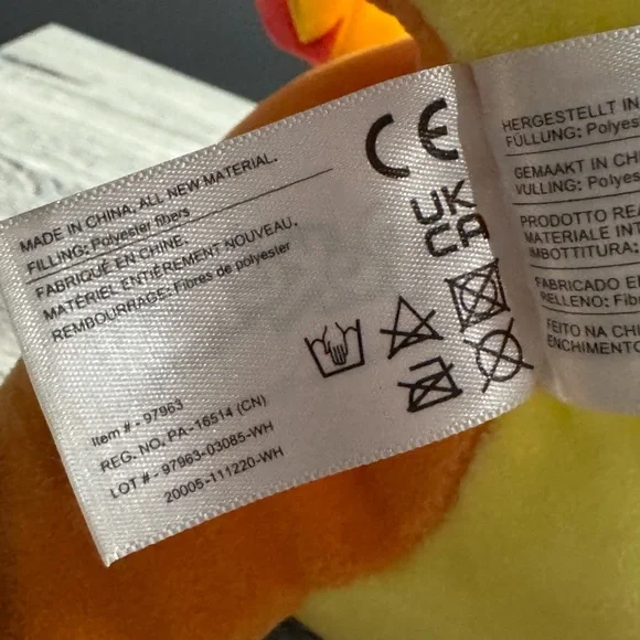 Pokémon | Charmander (2021) - Collectible 8” Stuffed Plush Toy - Picture 10 of 13